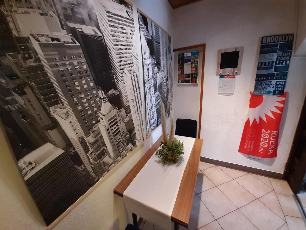 Studio Apartments Fancy 2 Rijeka Buitenkant foto